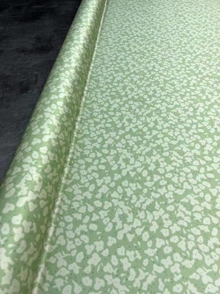 100% Silk 20MM Anti-Wrinkle for Girl fashion Dress with luxury OEM designs