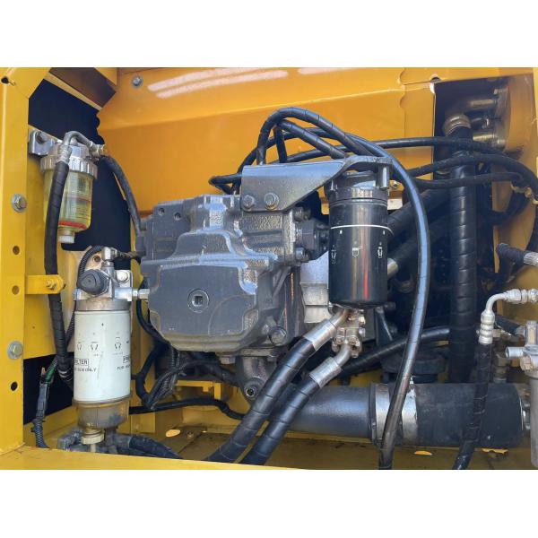 PC220 8 Used Komatsu Excavator With Quick Hitch And Hydraulic Hammer System.