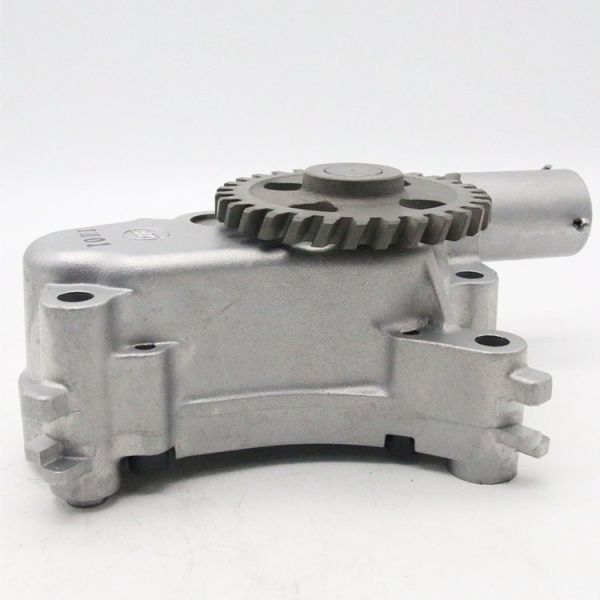 Premium Quality Engine Oil Pump for Isuzu 6WG1 Excavator Heavy Duty Lubriion Pump Spare Parts Supplier