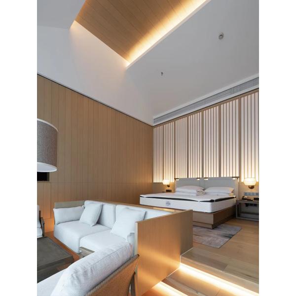 Luxury Hotel Bedroom Furniture King Size Solid Ash Bed Customized