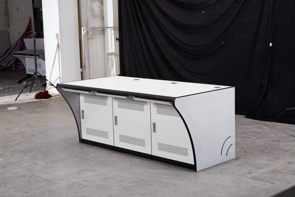 Commercial Furniture Three or More Person Control Center Desk for Computer Platform