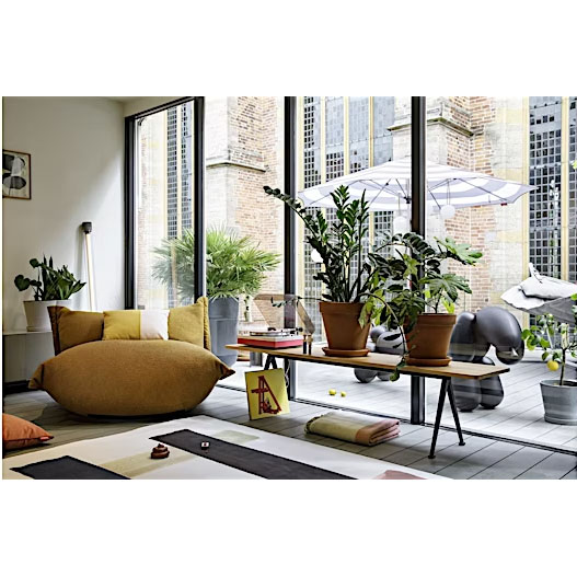Soft Fabric Armless Lazy Luxury Chairs For Sitting in Apartment Personalized Design