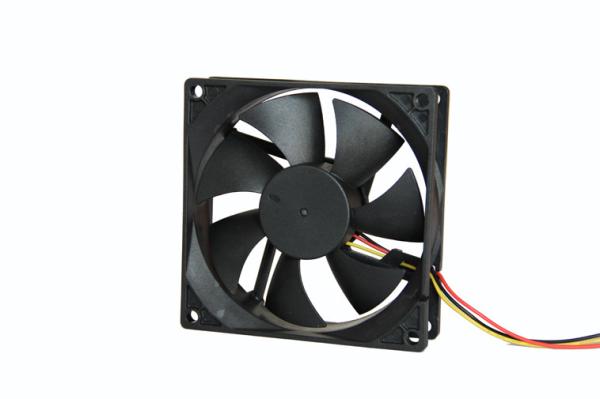 92mm x 92mm x 25mm  12V DC Axial Fan / DC Auto Cooling Fan  / DC Brushless Cooling Fan /  Indutrial Equipment Fan