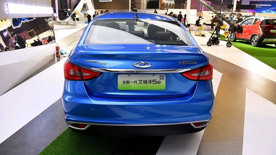 Автомобили Chery Arrizo e чистые электрические быстро поручают ряд двери 401km Seater 4 автомобиля 5 SUV