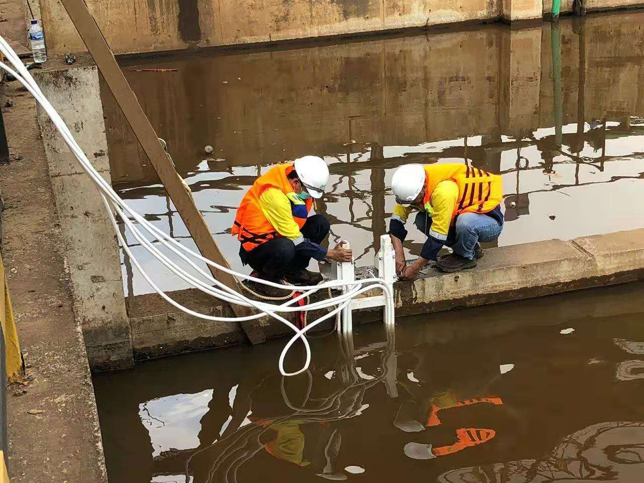 Высокая точность	Прибор 1000NTU воды датчика DST420 замутненности воды качественный испытывая