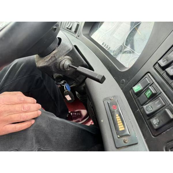 YUTONG ZK6888 Bus d'occasion de taille moyenne et de luxe à faible consommation de carburant 36 places