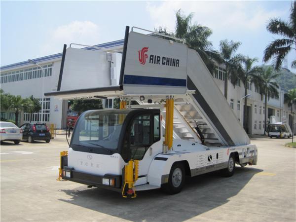 27 Staris 60 KM/H B757 Airport Stair Vehicle