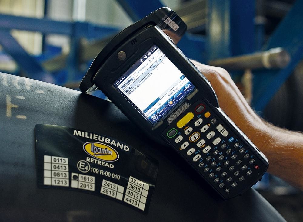 Высокопроизводительная бирка UHF RFID пассивная с длиннорейсовым чтением для вычерчивания имущества