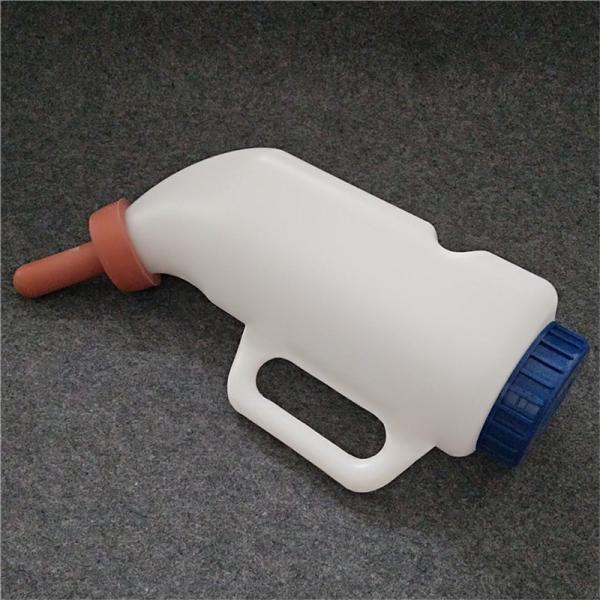 Equipo de alimentación de terneros Botella de plástico para la alimentación de leche con capacidad de 2 litros