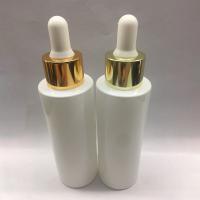 Dans le collier d'or de la conception 60ml de compte-gouttes à bouteilles du verre 1 de PC de morceau de bouteille blanche populaire au détail courante de vente et le compte-gouttes blanc