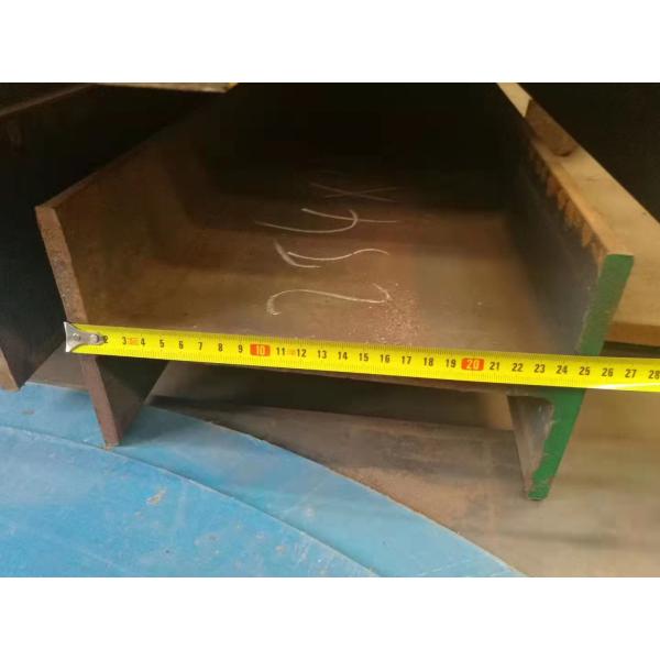Hot-dip galvanized H-shaped steel beams in various specifications, ideal for durable building structures.
