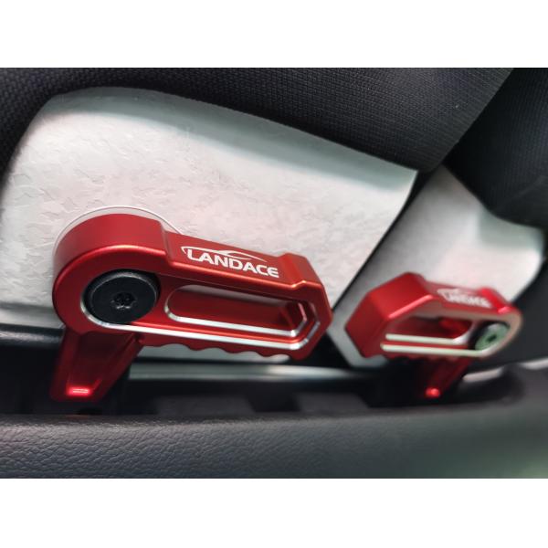 Open Switch Handle for Easy Removal of Interior Hardtop on Jeep Wrangler JL JK2012-2023