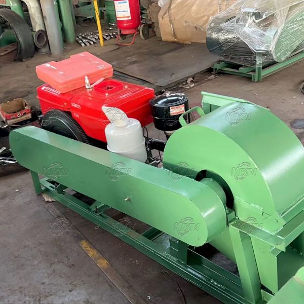 Multifunctional Wood Grinder Sawdust Machine with Diesel/Electric Motor & Gear High Capacity Waste Log Crusher Crusher Chipper & Shredder Sawdust Hammer Mill