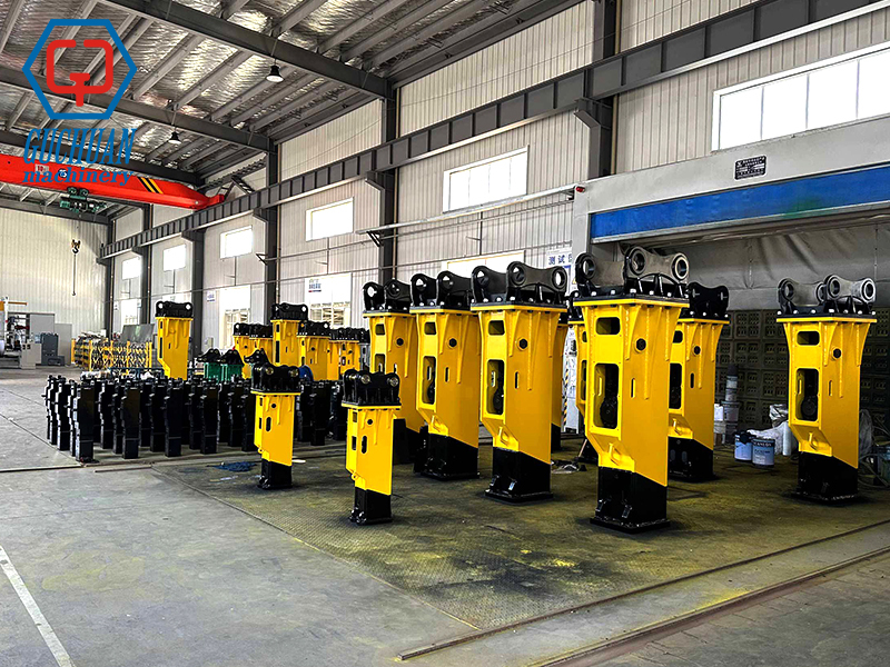 Silent Box Type SB70 Hydraulic Breaker for 16–21 Ton Excavators