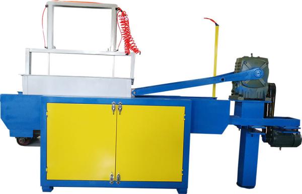Máquina de barbear para madeira Equipamento para camas para cavalos Máquina para fazer aparas de madeira