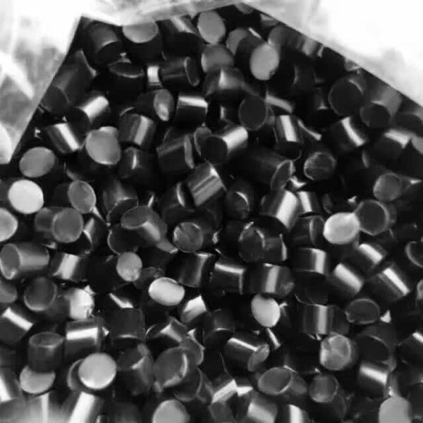Flame Retardant PVC Compound for Cable Manufacturer with 200% Elongation and 15 MPa Tensile Strength