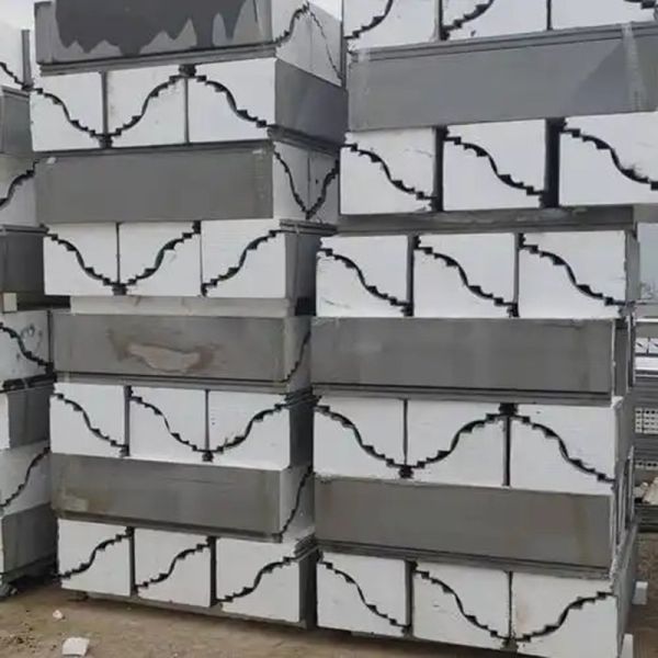 Moisture Proof Lightweight EPS Decorative Lines and Stucco Foam Trim with Customized Length for Modern Buildings
