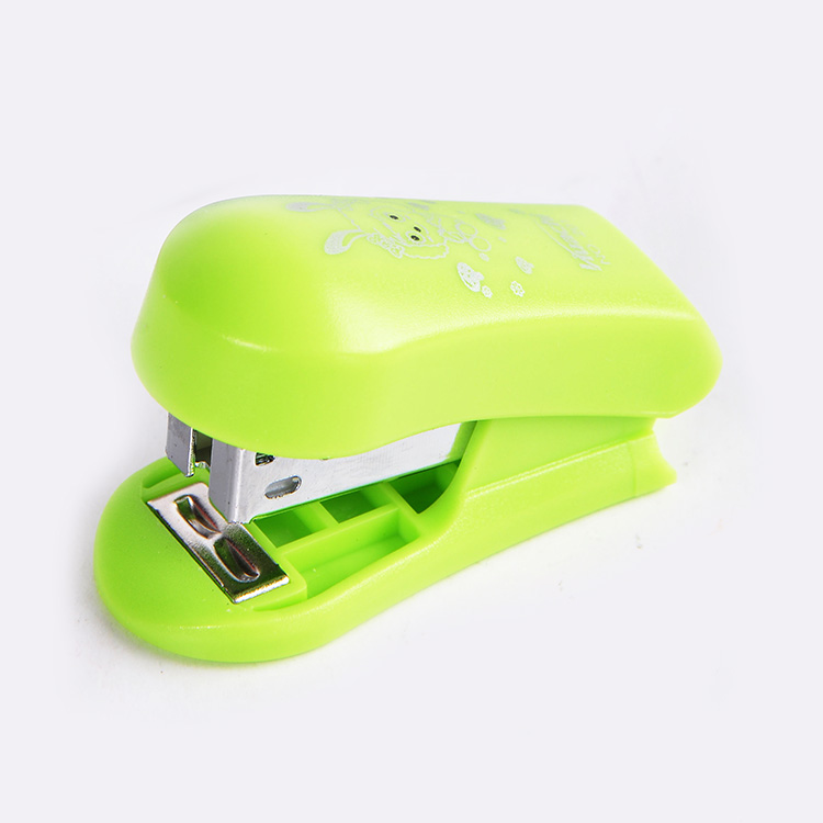 Fancy office stationery stapler 24/6 mini plastic office stapler