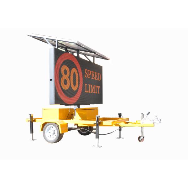Наружный дорожный трафик VMS светодиодный доска сообщений Экран Макс 550w с прицепом 2560x1280 мм