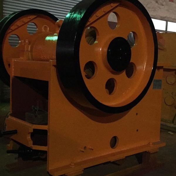 TONGHUI Iron Ore PE Jaw Crusher OEM ODM Large Crushing Ratio