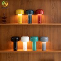 Lampe de champignon de lampe de table de chevet de bureau de LED petite