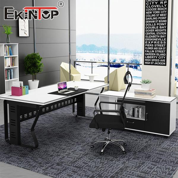 Деловая мебель Фабричная цена Прочный деревянный материал Офисный стол Деревянный угловой стол