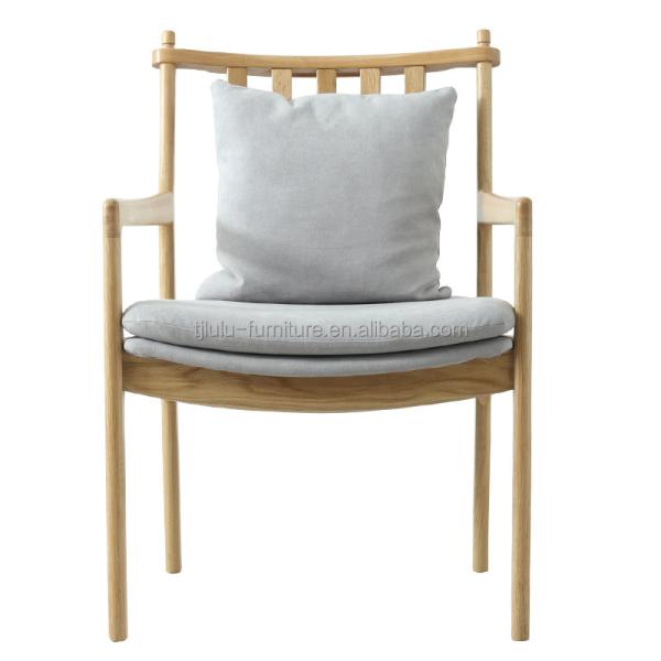 Stylish and Comfortable Nordic Oak Solid Wood Upholstered Armchair Sofa Chair