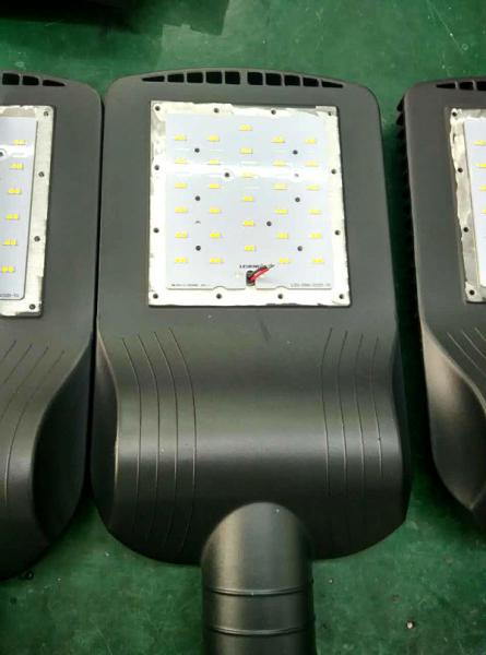 120Lm/W Energy Efficient Street Lighting / Led Solar Street Light With Meanwell Driver hot selling