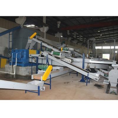 Durable Rubber Tire Crusher Machine for Waste Tires Recycling Plant Weight KG 11000 KG