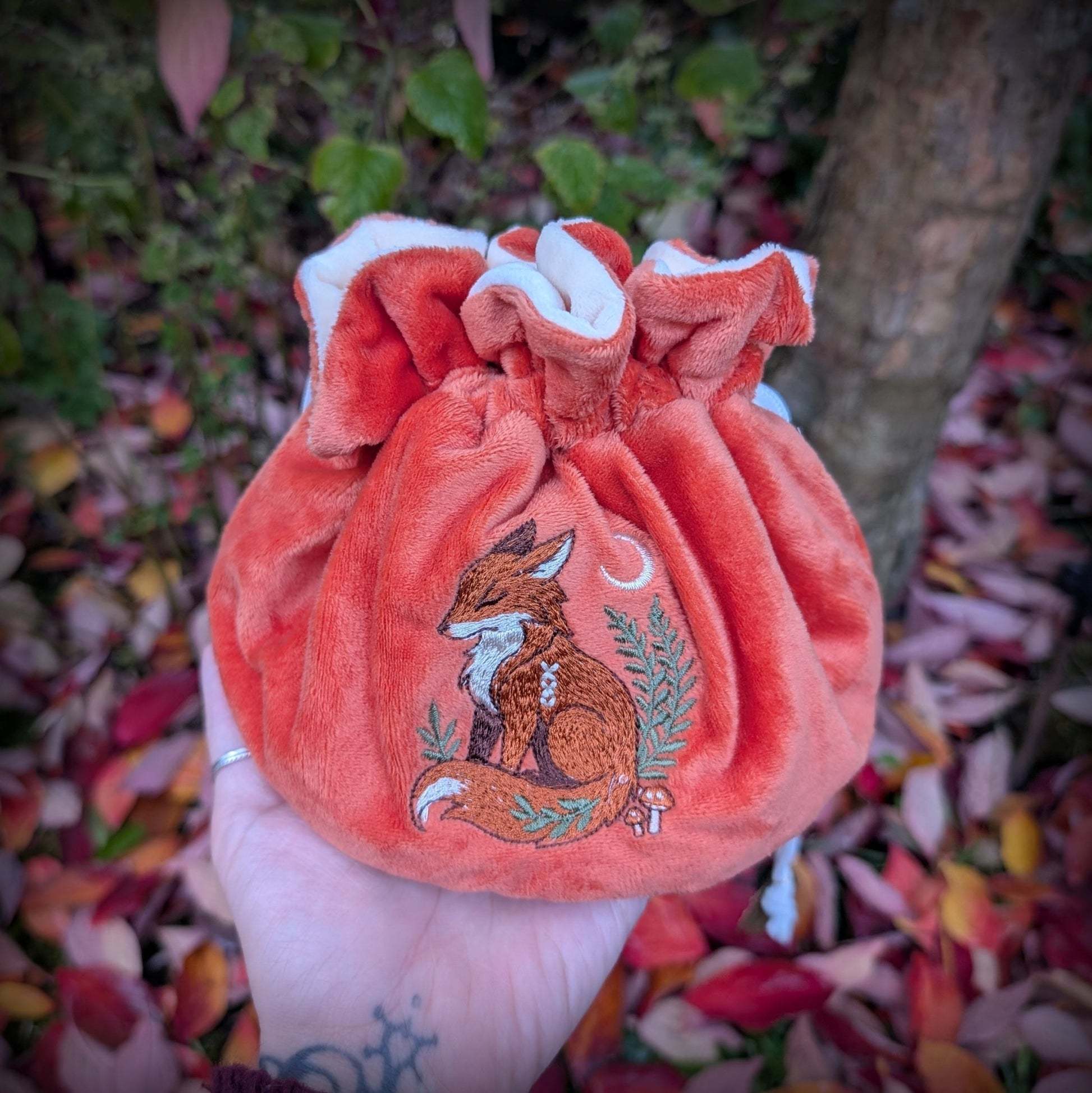 Embroidered Logo Dice Bag Lightweight And Compact Holds Up To 50 Standard Dice Storage Pouch