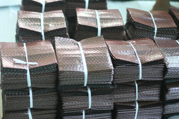 150 * 160 + 40 Mm Bubble Padded Envelopes Heat Sealed With 2 Sealing Sides