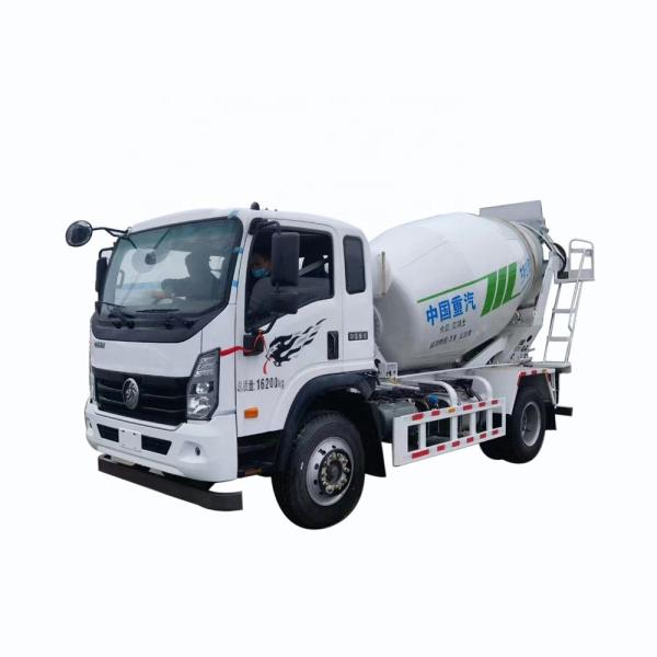 Sinotruk 5000-6000 Liters  Mixing Truck      Cement Mixer Truck