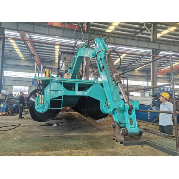 Track Type Amphibious Excavator with 1 Year Warranty Diesel Power and Multifunctional Application