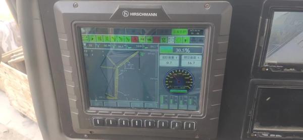 2017年生産 XCMG 中古クローラークレーン XGC260 93mメインブーム 66mタワーラフィングジブ 142tカウンターウェイト 15000時間稼働