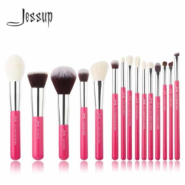 Labeled easy grip Essential Makeup Brushes Set For Makeup Lovers