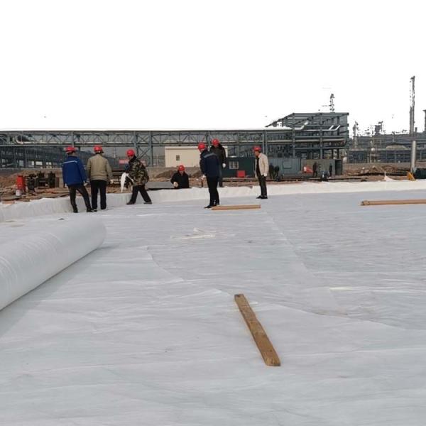 1-5mm Thickness Water-permeable Material for Highway Drainage Isolation Reinforcement