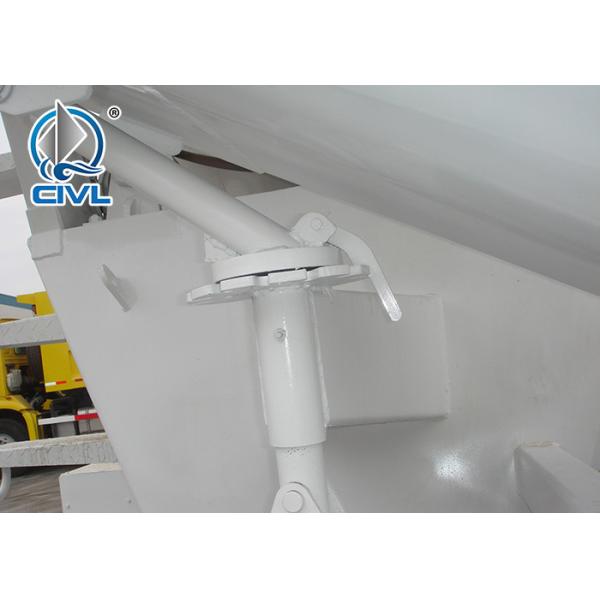 EUROII Sinotruk HOWO Mobile Concrete Mixer Truck with 10CBM tanker RHD 10 Wheels 336HP Engine