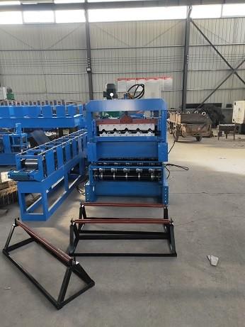 Trapézio 760mm rolo da telha de telhado do PLC de 5 reforços que forma a máquina