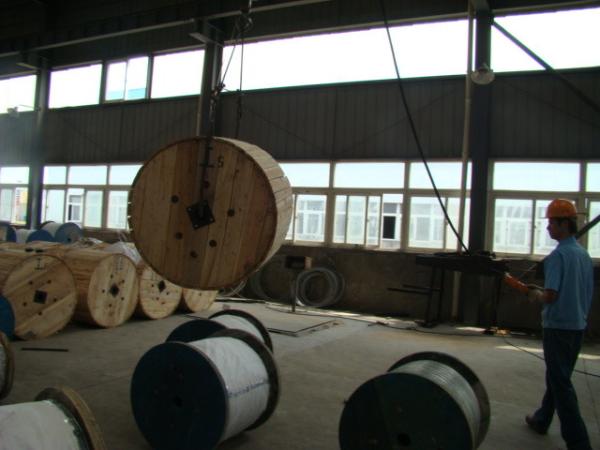 ACSR Core Galvanised Steel Cable Wire Strand With Export Anti - Rust Packing