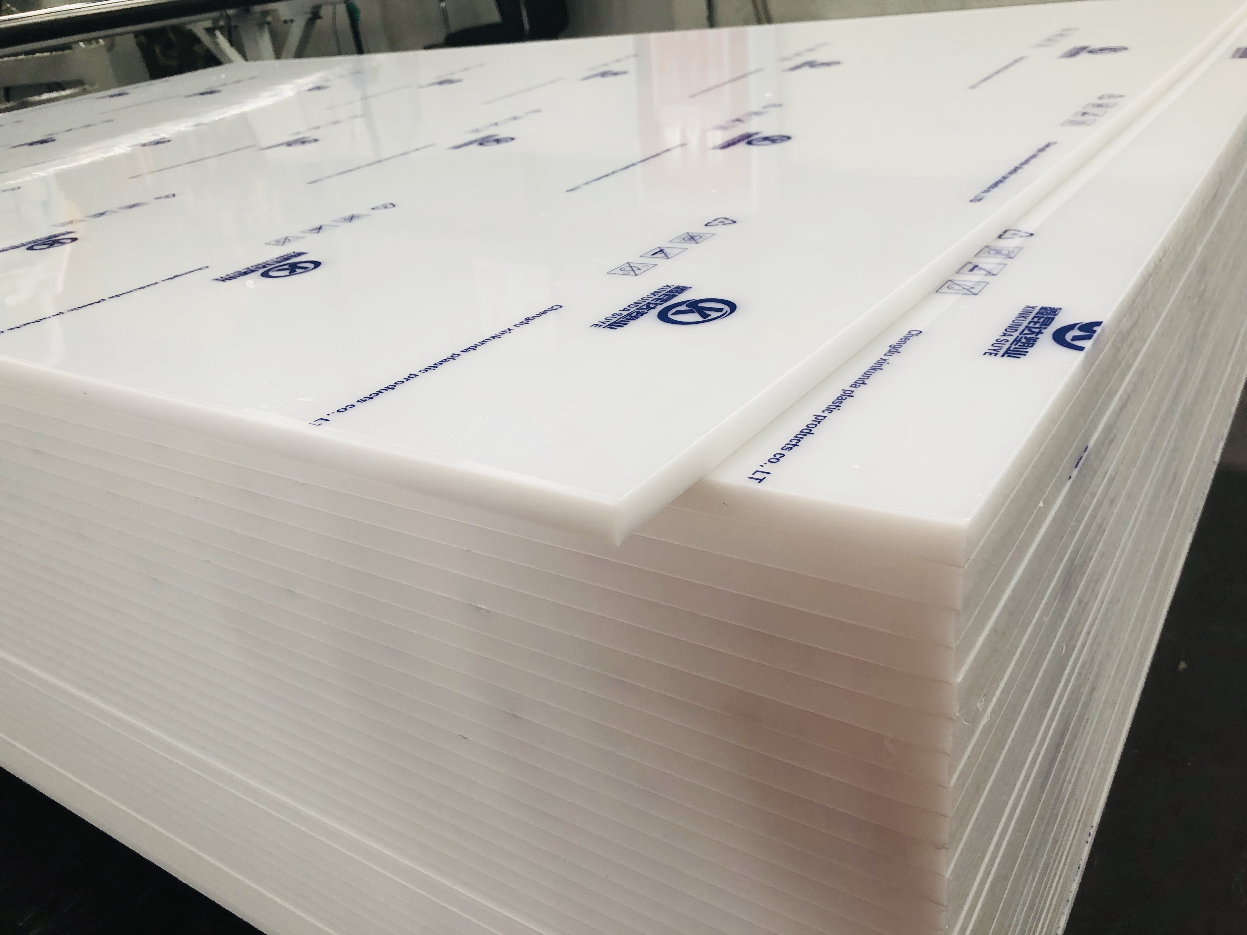 White Plastic Board 4x8 PP Sheets Corrosion Resistance For Partitions