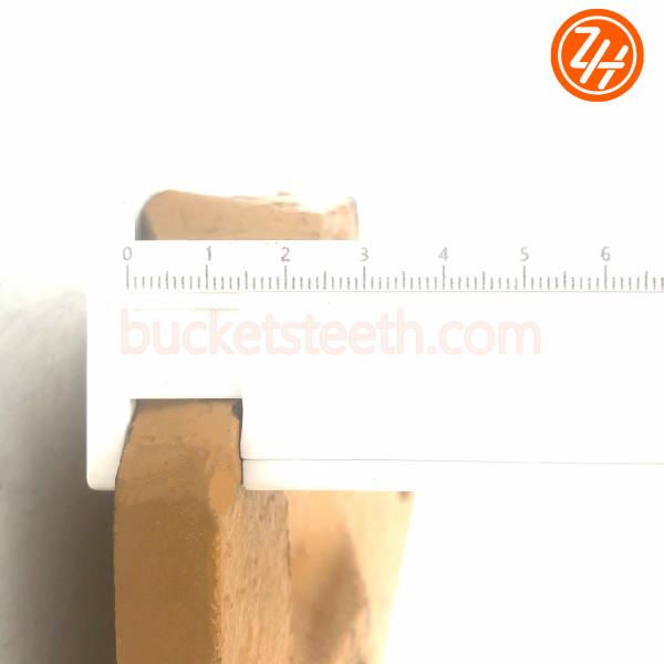 50HRC 15mm Excavator Bucket Side Cutter 201-70-74171 Komatsu Excavator Parts