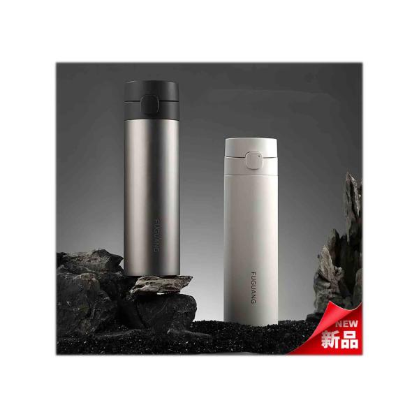 Botella de agua de titanio ligera de 500 ml Resistente al calor para ciclismo, campamento al aire libre Botella de agua de metal con tapa sellada para evitar fugas fácil de transportar