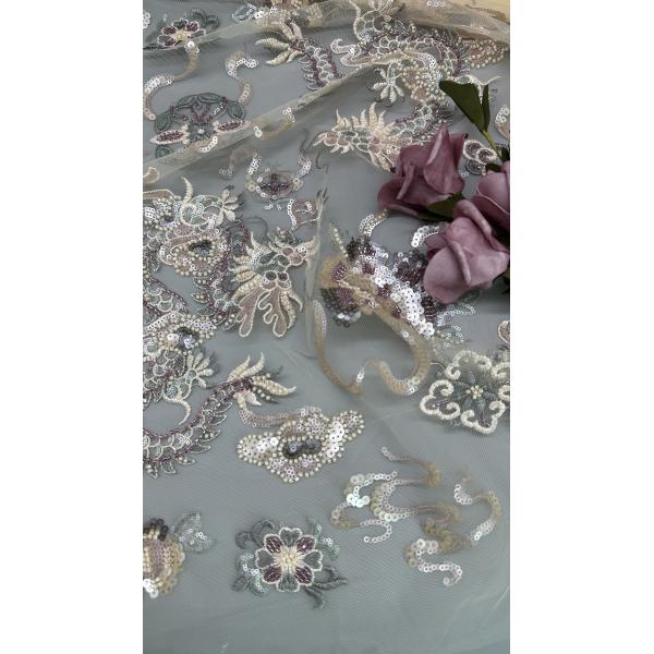 Tejido de encaje bordado con lentejuelas sobre malla para vestidos elegantes y transpirables