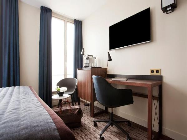 Togo hotel furniture apartment furniture of bedroom set laminate wood headboard with fabric pad and wardrobe cabinet