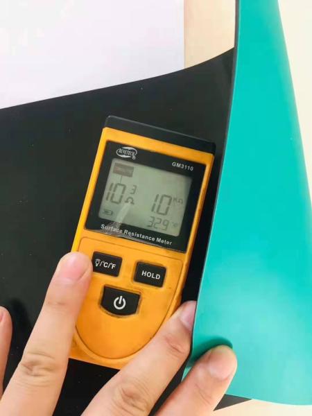 ESD Rubber Mat 2mm Thickness 1x10M Conductive Nitrile Sheet
