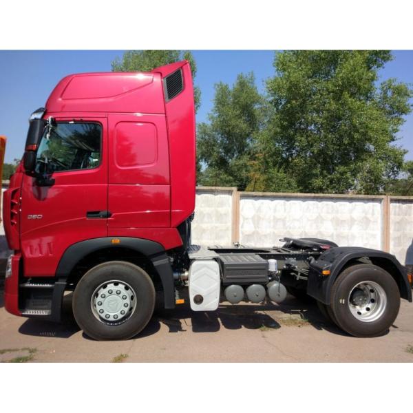 300L Tank Howo A7 Tractor Truck 4×2 Camion Euro 2 Diesel Fuel Type