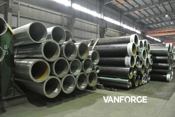 Alloy Steel ASTM A335 P12 Pipe , Seamless Alloy Pipe Hot Rolled High Strength