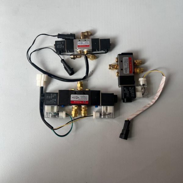 Jinlong Yutong Zhongtong Bus Pneumatic Door Solenoid Valve 6100-06088 6108-01640