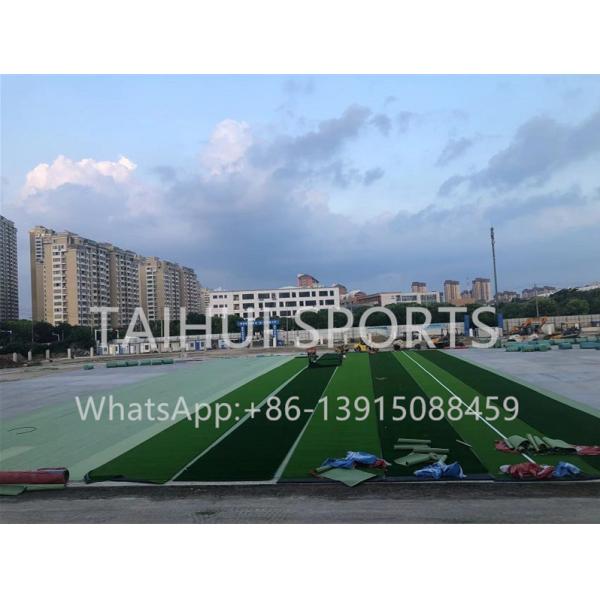 Футбольный питч Перекрестная ссылка Пенообразные листы 10 мм Шоппад Подложка ФИФА Стандарт