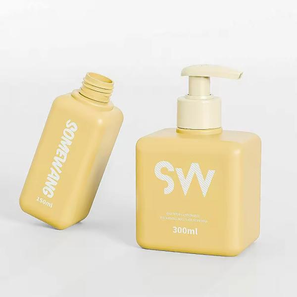 Yellow Square Plastic Bottles Leak Proof Empty Shampoo Bottles 100ml